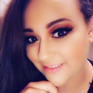 Meet your Posher, Roberta